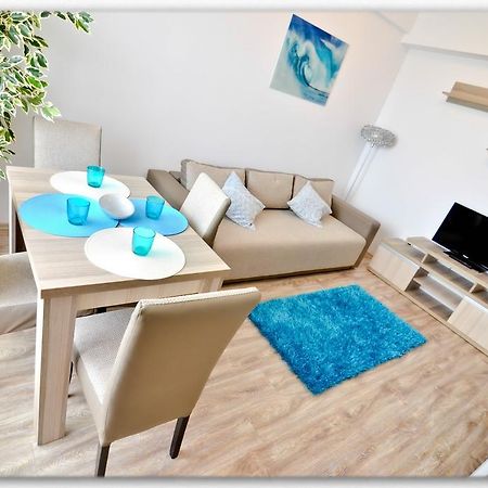 Summerland Luxury Studios By The Sea Mamaia Pokoj fotografie