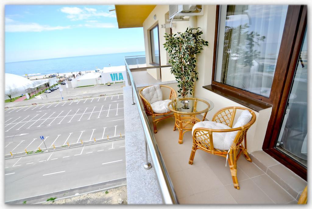 Summerland Luxury Studios By The Sea Mamaia Pokoj fotografie